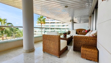 Resa Estates Marina Botafoch Ibiza 4 bedroos te koop sale terrace lounge.jpg